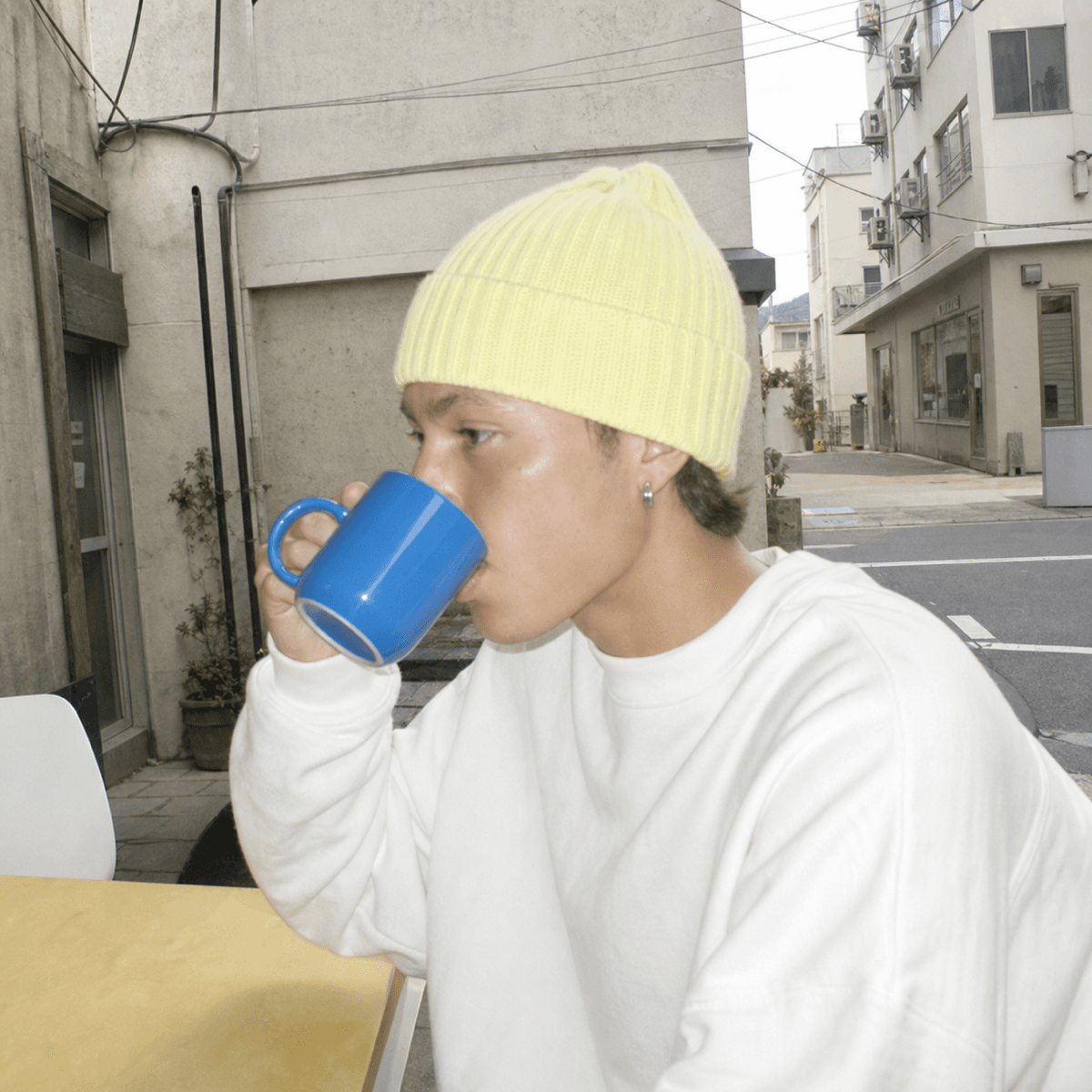 Cafe mug snapshot